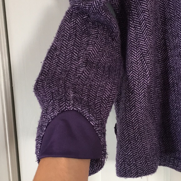 Lightweight purple herringbone zip up shell - Picture 4 of 8